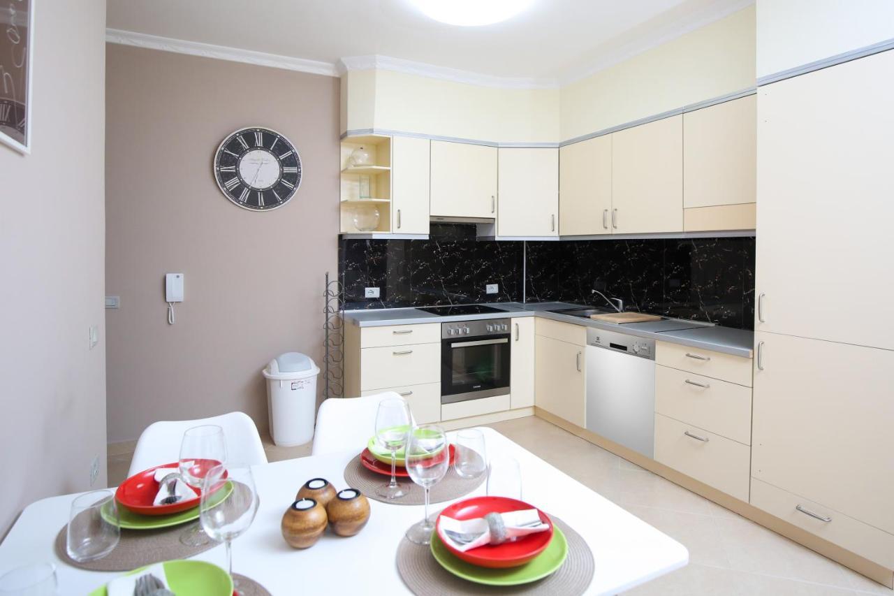 Tafa Deluxe Apartment Vlorë 外观 照片